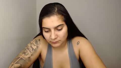 Snapshot of amanda5star chatting on 01/05/25, 12:42 The queen of the biceps online show from 01/05/25, 12:42