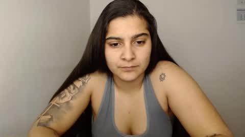 Snapshot of amanda5star chatting on 02/05/25, 12:53 The queen of the biceps online show from 02/05/25, 12:53