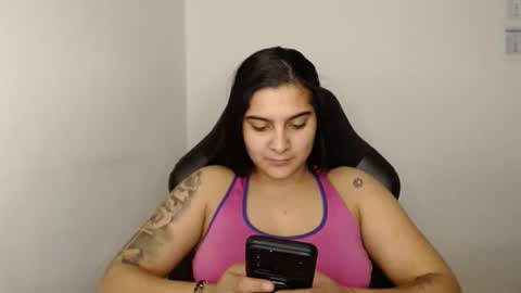 Snapshot of amanda5star chatting on 02/07/25, 02:08 The queen of the biceps online show from 02/07/25, 02:08