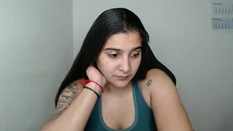Snapshot of amanda5star chatting on 03/08/25, 09:18 The queen of the biceps online show from 03/08/25, 09:18