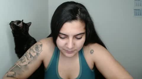 Snapshot of amanda5star chatting on 03/12/25, 12:31 The queen of the biceps online show from 03/12/25, 12:31