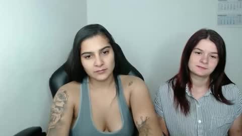 Snapshot of amanda5star chatting on 10/15/25, 11:38 The queen of the biceps online show from 10/15/25, 11:38