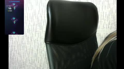 Snapshot of amanda_sherr chatting on 02/15/25, 05:17 Amanda online show from 02/15/25, 05:17
