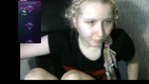 Snapshot of amanda_sherr chatting on 02/19/25, 02:34 Amanda online show from 02/19/25, 02:34