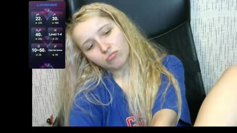 Snapshot of amanda_sherr chatting on 03/02/25, 03:05 Amanda online show from 03/02/25, 03:05