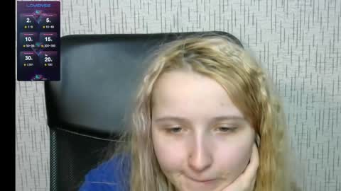Snapshot of amanda_sherr chatting on 03/04/25, 09:00 Amanda online show from 03/04/25, 09:00