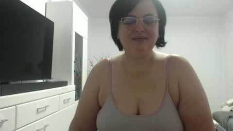 Snapshot of amandamuller1982 chatting on 01/16/25, 01:06 Anda online show from 01/16/25, 01:06