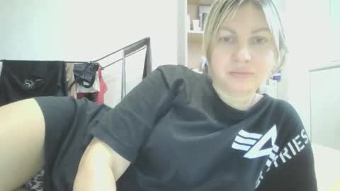 Snapshot of amandasexyyla chatting on 12/01/25, 07:13 AmandaSexyyLA online show from 12/01/25, 07:13