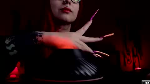 Snapshot of amanita__pantherina chatting on 09/11/25, 11:21 Goddess Amanita online show from 09/11/25, 11:21