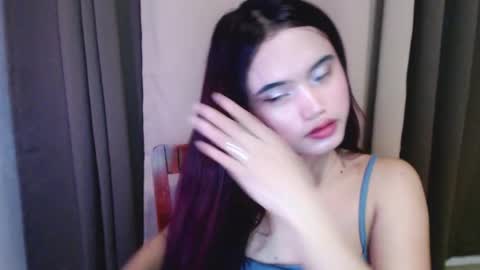 amara_hayami online show from 11/12/25, 12:44