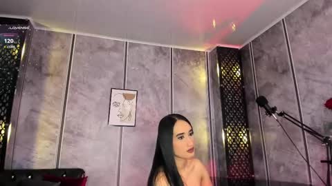 Snapshot of amara_lewiis chatting on 02/27/25, 12:23 Amara Lewis online show from 02/27/25, 12:23
