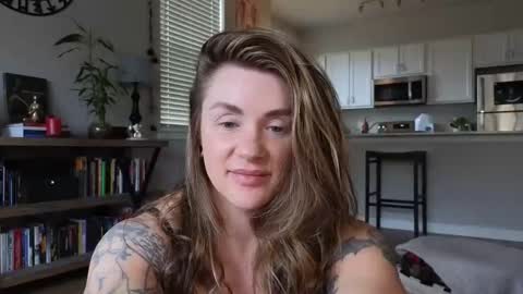 Amara Jezebel online show from 11/05/25, 05:35