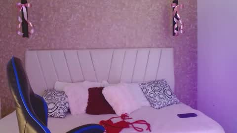 amaranta_carey online show from 10/19/25, 11:49