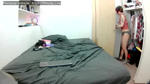 Snapshot of amateurchick chatting on 11/18/25, 11:37 Kissra online show from 11/18/25, 11:37