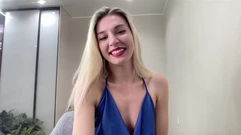 Kelly online show from 12/12/24, 10:13