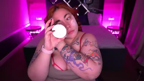 Snapshot of amazonkastar chatting on 10/14/25, 09:04 Ellie online show from 10/14/25, 09:04