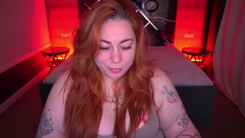 Snapshot of amazonkastar chatting on 10/21/25, 08:42 Ellie online show from 10/21/25, 08:42