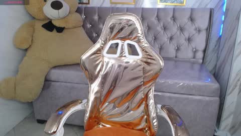 Snapshot of ambar72_b chatting on 01/09/25, 12:52 LIVE 0730AM-0200PM online show from 01/09/25, 12:52