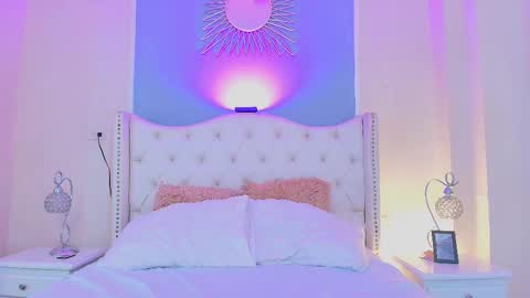 Ambar Colling online show from 10/21/25, 04:51