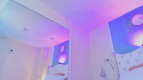 Ambar Colling online show from 10/22/25, 02:39