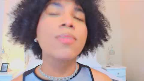 Ambar Colling online show from 10/24/25, 02:02