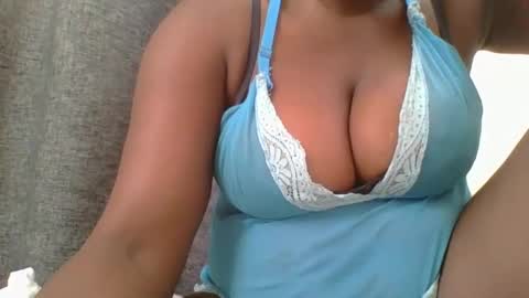 Mia online show from 12/20/24, 02:16