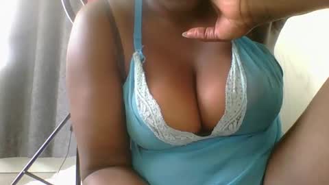 Mia online show from 02/04/25, 09:49