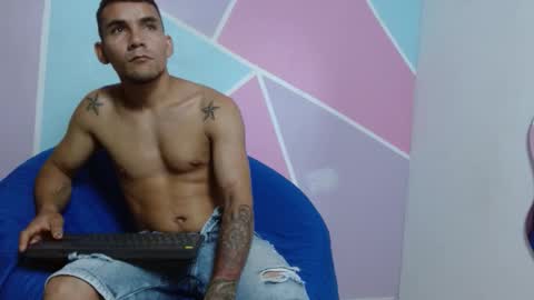 Sebas online show from 11/18/25, 01:15