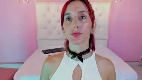 Snapshot of ambar_roux1 chatting on 02/06/25, 02:37 ambar_roux1 online show from 02/06/25, 02:37