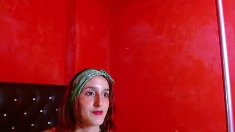 Snapshot of ambar_roux1 chatting on 03/01/25, 11:37 ambar_roux1 online show from 03/01/25, 11:37