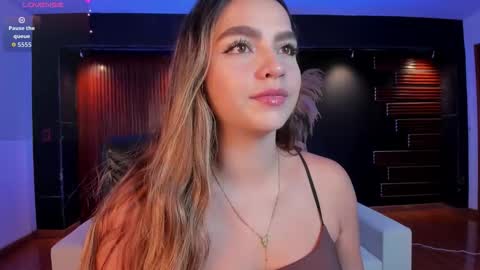 Snapshot of ambarcarter chatting on 09/13/25, 04:01 Ambar Everyday From 0530 to 1430 Col Time online show from 09/13/25, 04:01