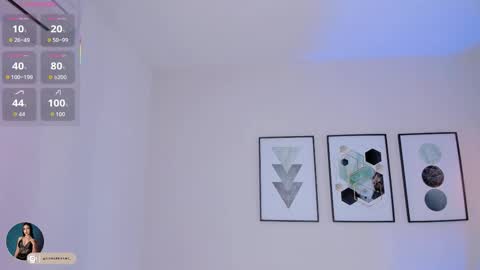 ambarevans_ online show from 11/08/25, 11:43