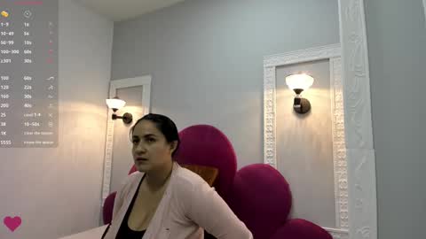 Snapshot of ambbermoon chatting on 02/20/25, 03:45 online show from 02/20/25, 03:45