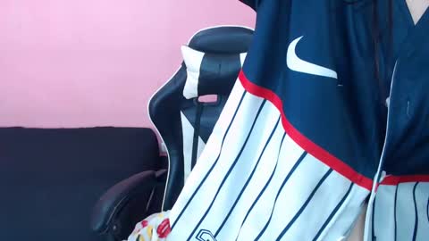 Snapshot of ambel_rose chatting on 02/05/25, 10:22 ambel_rose online show from 02/05/25, 10:22