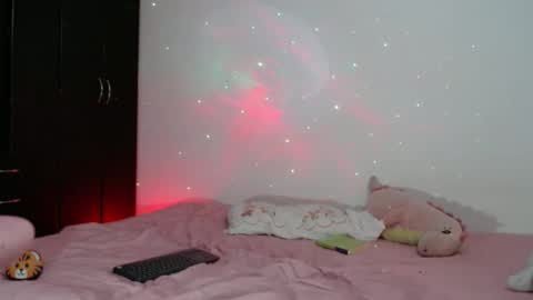 Snapshot of ambel_rose chatting on 09/27/25, 03:55 ambel_rose online show from 09/27/25, 03:55