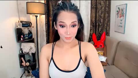 amber online show from 10/23/25, 10:08