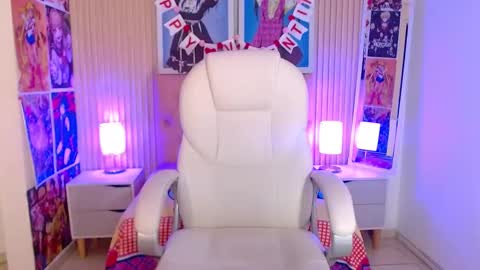 Snapshot of amber_bailey chatting on 02/12/25, 07:23 Amber online show from 02/12/25, 07:23