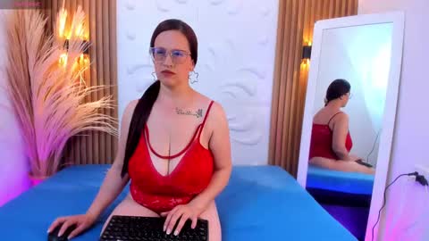 MIA online show from 11/19/25, 02:33