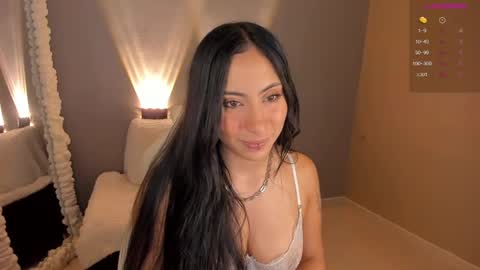 Snapshot of amber_curly chatting on 12/10/24, 08:16 amber_curly online show from 12/10/24, 08:16