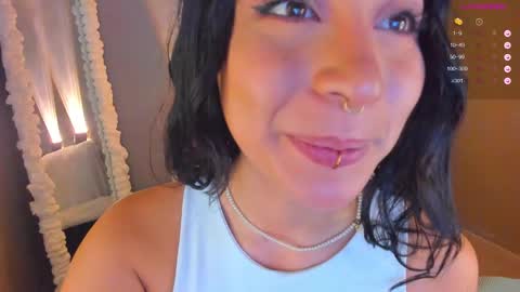 Snapshot of amber_curly chatting on 02/01/25, 02:02 amber_curly online show from 02/01/25, 02:02