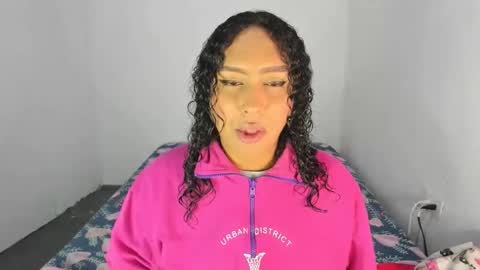 LUISA online show from 10/23/25, 02:11