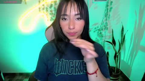 Snapshot of amber_morgan1 chatting on 02/22/25, 07:12 Amber online show from 02/22/25, 07:12