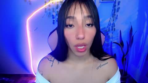 Snapshot of amber_morgan1 chatting on 03/06/25, 05:11 Amber online show from 03/06/25, 05:11