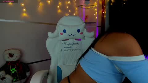 Snapshot of amber_villalobos chatting on 12/22/24, 03:55 Tell me Amber online show from 12/22/24, 03:55