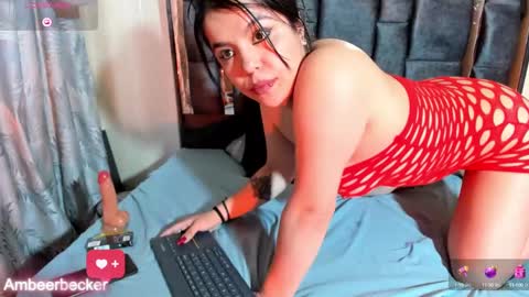 Snapshot of amberbeckeer chatting on 12/10/24, 09:00 Amber online show from 12/10/24, 09:00