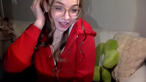 Snapshot of amberbunny1 chatting on 02/22/25, 09:23 Amber 3 online show from 02/22/25, 09:23