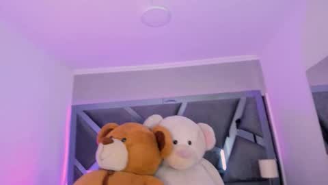 Amber  online show from 10/11/25, 11:53