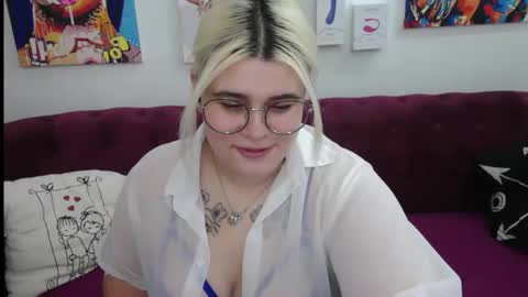 Amber online show from 11/04/25, 02:32