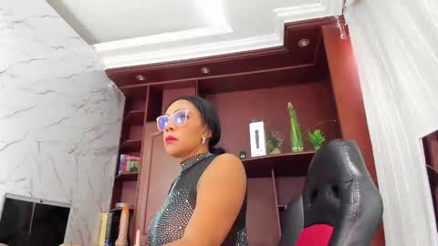   online show from 01/10/25, 02:55