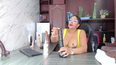   online show from 03/03/25, 10:42